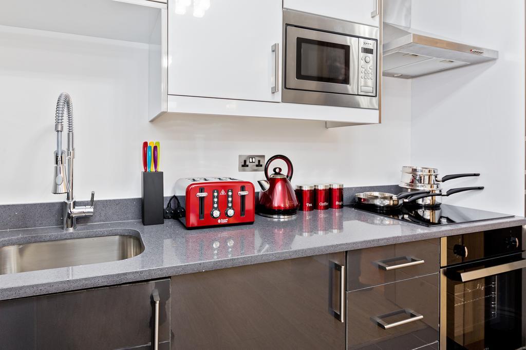 Metro Service Apartments Bedford Bagian luar foto