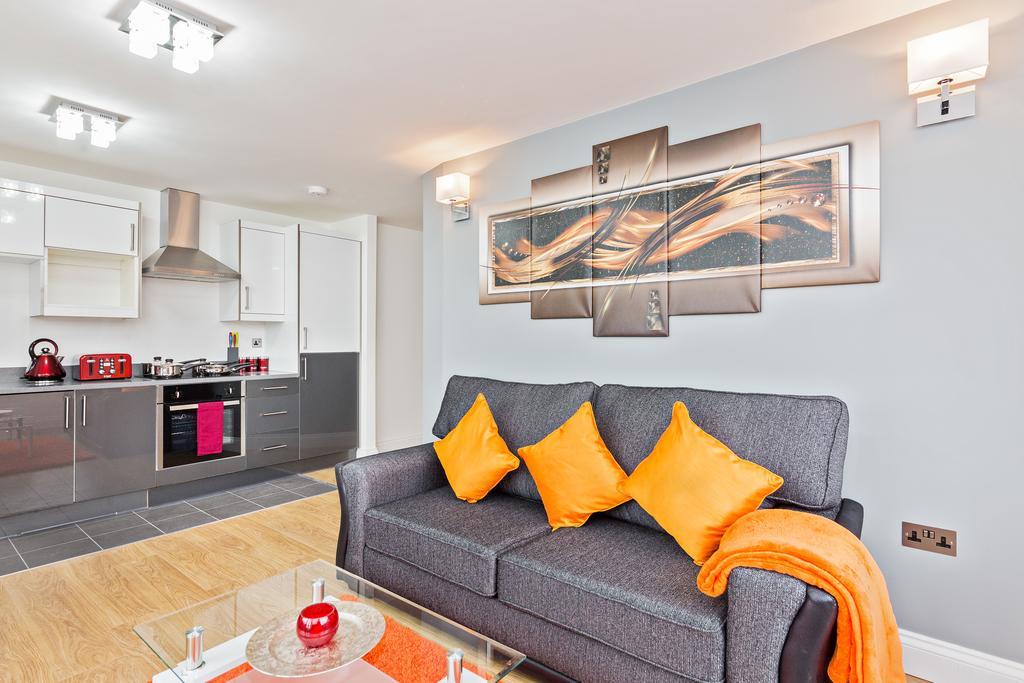 Metro Service Apartments Bedford Bagian luar foto