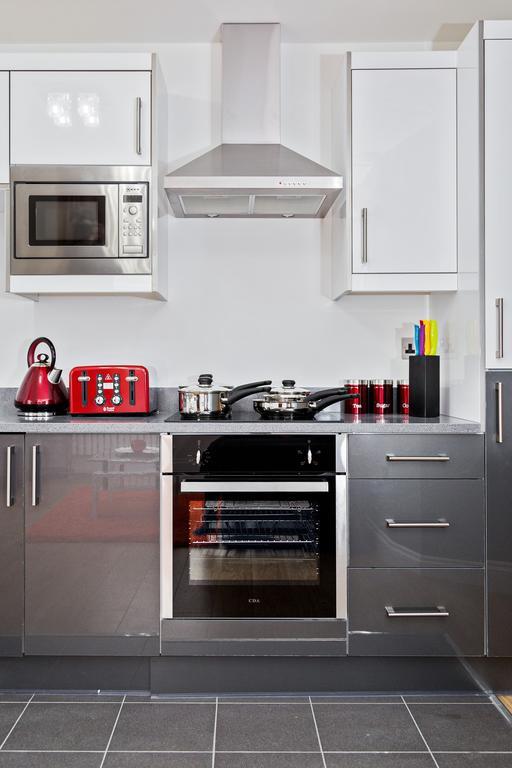 Metro Service Apartments Bedford Bagian luar foto